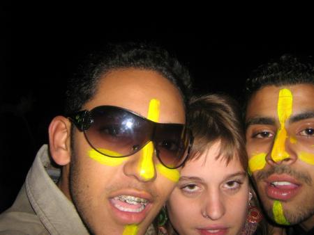 MoI FeAt  OmaR